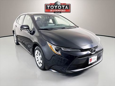 Used 2024 Toyota Corolla LE FWD image 1