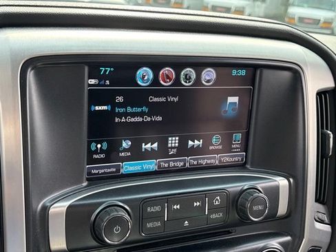 Used 2018 GMC Sierra 1500 SLT w/ SLT Premium Package AWD/4WD image 17