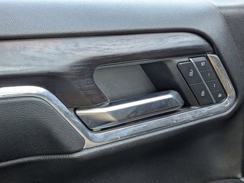 Used 2024 GMC Sierra 1500 SLT RWD image 14