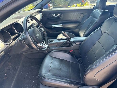 Used 2016 Ford Mustang GT Premium w/ Equipment Group 401A RWD image 5