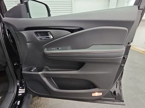 New 2026 Honda Ridgeline Black Edition image 44