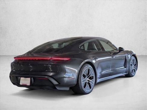 Used 2020 Porsche Taycan 4S image 5