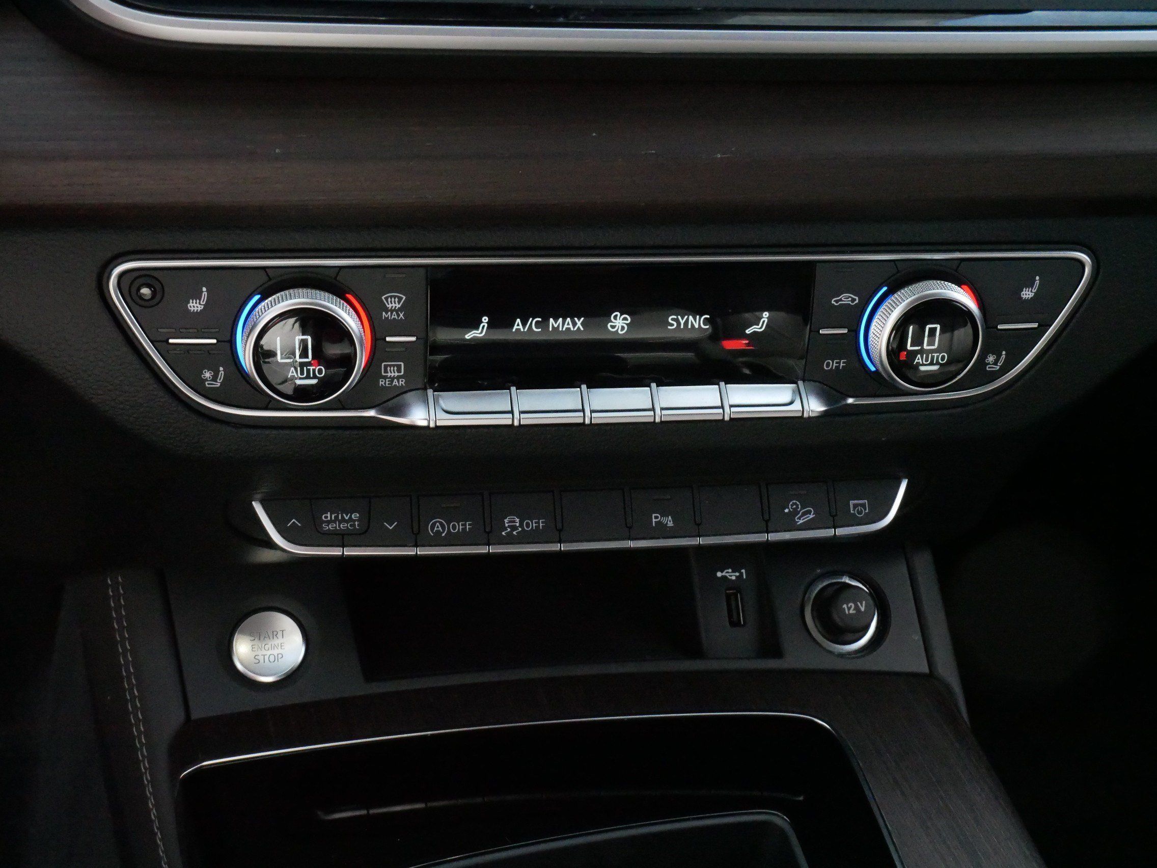Used 2023 Audi Q5 2.0T Premium Plus w/ Premium Plus Package AWD/4WD image 23