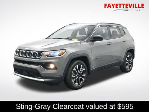 Used 2024 Jeep Compass Limited image 1