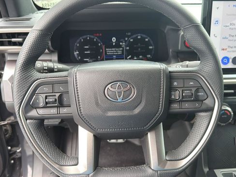Used 2025 Toyota Tacoma TRD Sport RWD image 20
