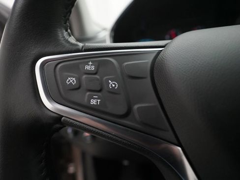 Used 2018 Chevrolet Equinox LT AWD/4WD image 18