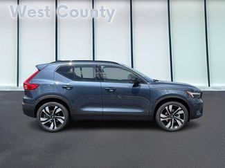 New 2026 Volvo XC40 B5 Plus w/ Climate Package AWD/4WD video 2