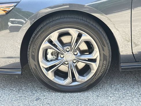Certified 2025 Honda Accord EX-L image 19
