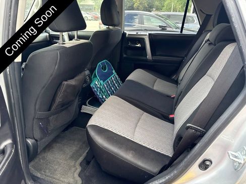 Used 2015 Toyota 4Runner SR5 AWD/4WD image 16