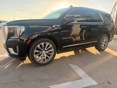 Used 2021 GMC Yukon Denali w/ Denali Ultimate Package AWD/4WD image 7