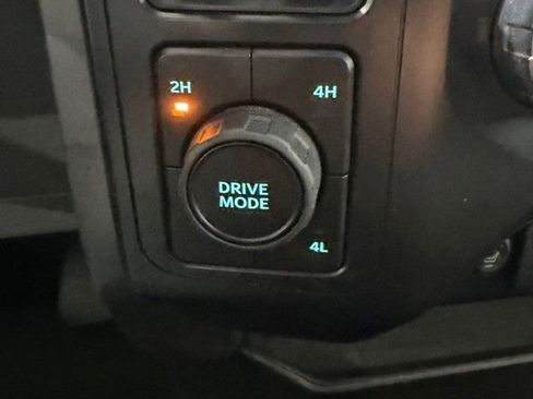 Used 2022 Ford F150 XLT w/ Equipment Group 301A Mid image 16