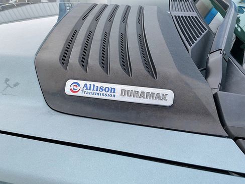 Used 2009 Chevrolet Silverado 2500 LT w/ Exterior Plus Package image 13