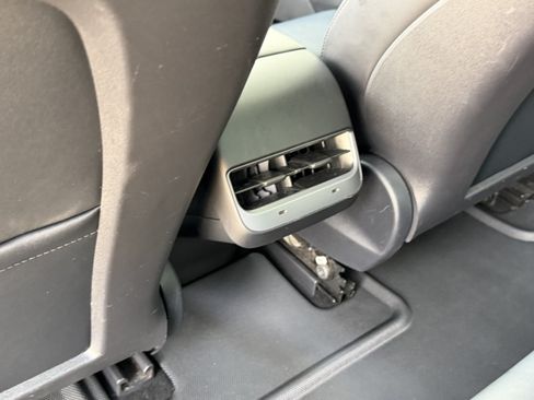 Used 2022 Tesla Model 3 Standard Range RWD image 24