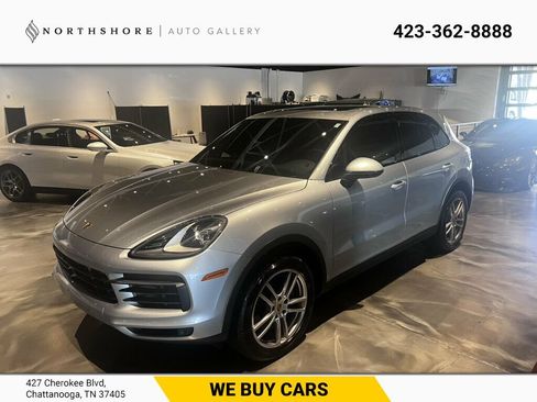 Used 2021 Porsche Cayenne AWD/4WD image 1