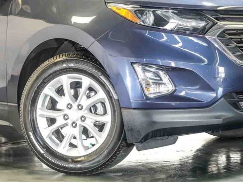Certified 2019 Chevrolet Equinox LS w/ LS Convenience Package FWD image 4