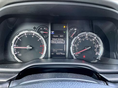 Certified 2023 Toyota 4Runner TRD Off-Road Premium w/ Moonroof Package image 25