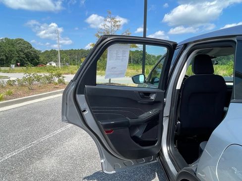 Used 2022 Ford Escape S FWD image 45