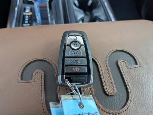 Used 2025 Ford F150 King Ranch AWD/4WD image 34