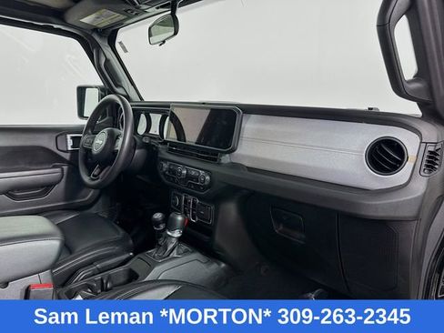 Used 2024 Jeep Gladiator Sport image 26