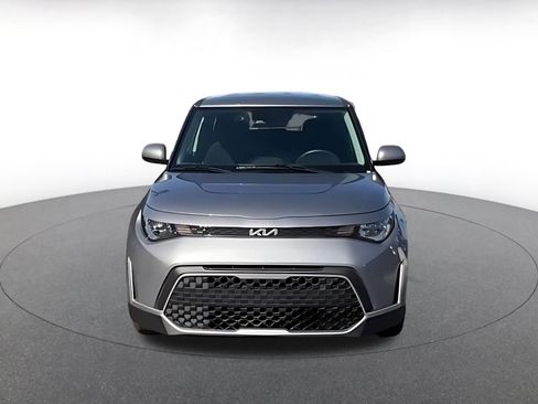 Used 2025 Kia Soul LX w/ LX Technology Package image 4