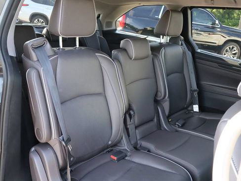 Certified 2024 Honda Odyssey Elite image 12