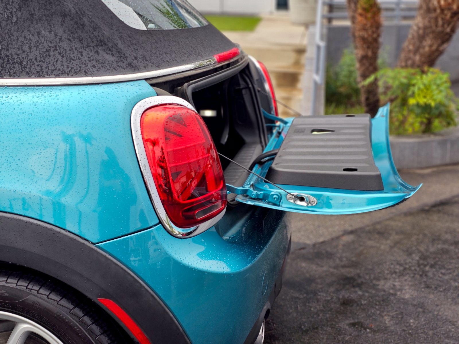 Used 2020 MINI Cooper Convertible FWD image 10