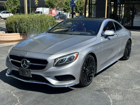 Used 2017 Mercedes-Benz S 550 4MATIC Coupe image 4
