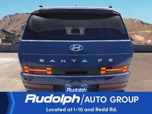 Used 2025 Hyundai Santa Fe SEL FWD image 4