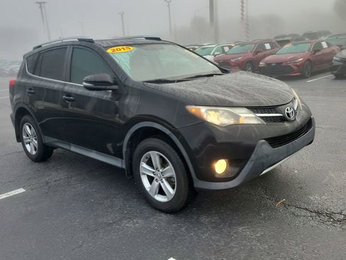 Used 2015 Toyota RAV4 XLE image 2