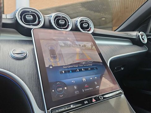 Used 2023 Mercedes-Benz C 300 Sedan image 29