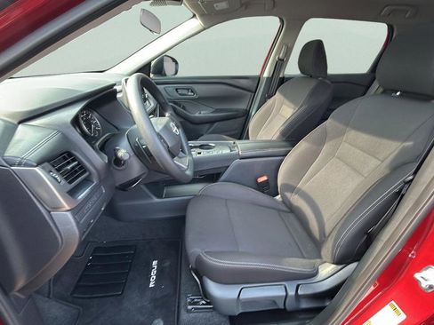 Used 2026 Nissan Rogue S FWD image 14