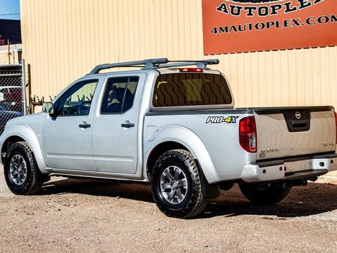 Used 2020 Nissan Frontier PRO-4X w/ Pro-4x Utility Package image 6