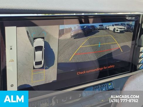 Used 2025 Toyota Camry XLE image 22