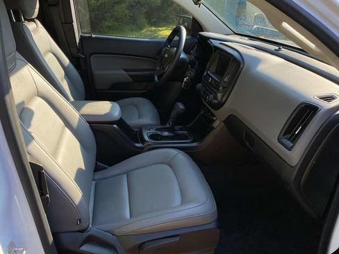 Used 2020 Chevrolet Colorado W/T w/ WT Convenience Package RWD image 31