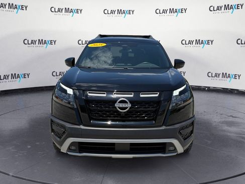 Used 2025 Nissan Pathfinder Rock Creek AWD/4WD image 8