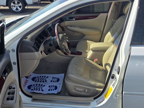 Used 2004 Lexus ES 330 FWD image 14