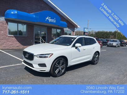 Used 2019 Volvo XC60 T5 Momentum w/ Multimedia Package