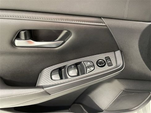 Used 2022 Nissan Sentra SV image 20