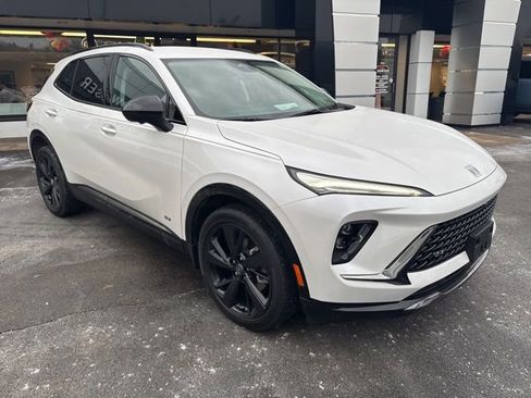 Used 2024 Buick Envision Sport Touring image 7