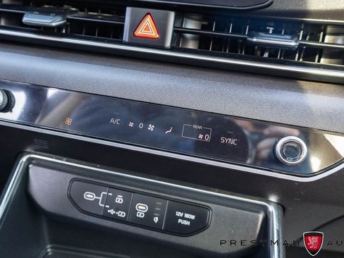 Used 2025 Kia Carnival SX image 34