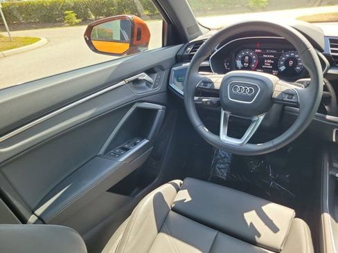 Certified 2025 Audi Q3 2.0T Premium w/ Convenience Package AWD/4WD image 13