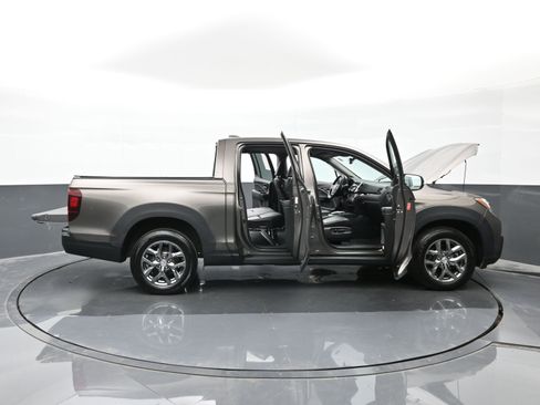 Used 2020 Honda Ridgeline RTL-E image 48