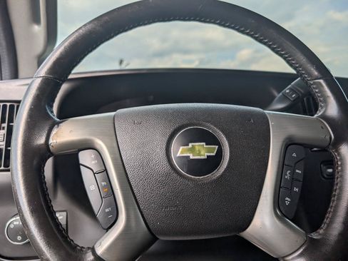 Used 2017 Chevrolet Express 2500 LS RWD image 14