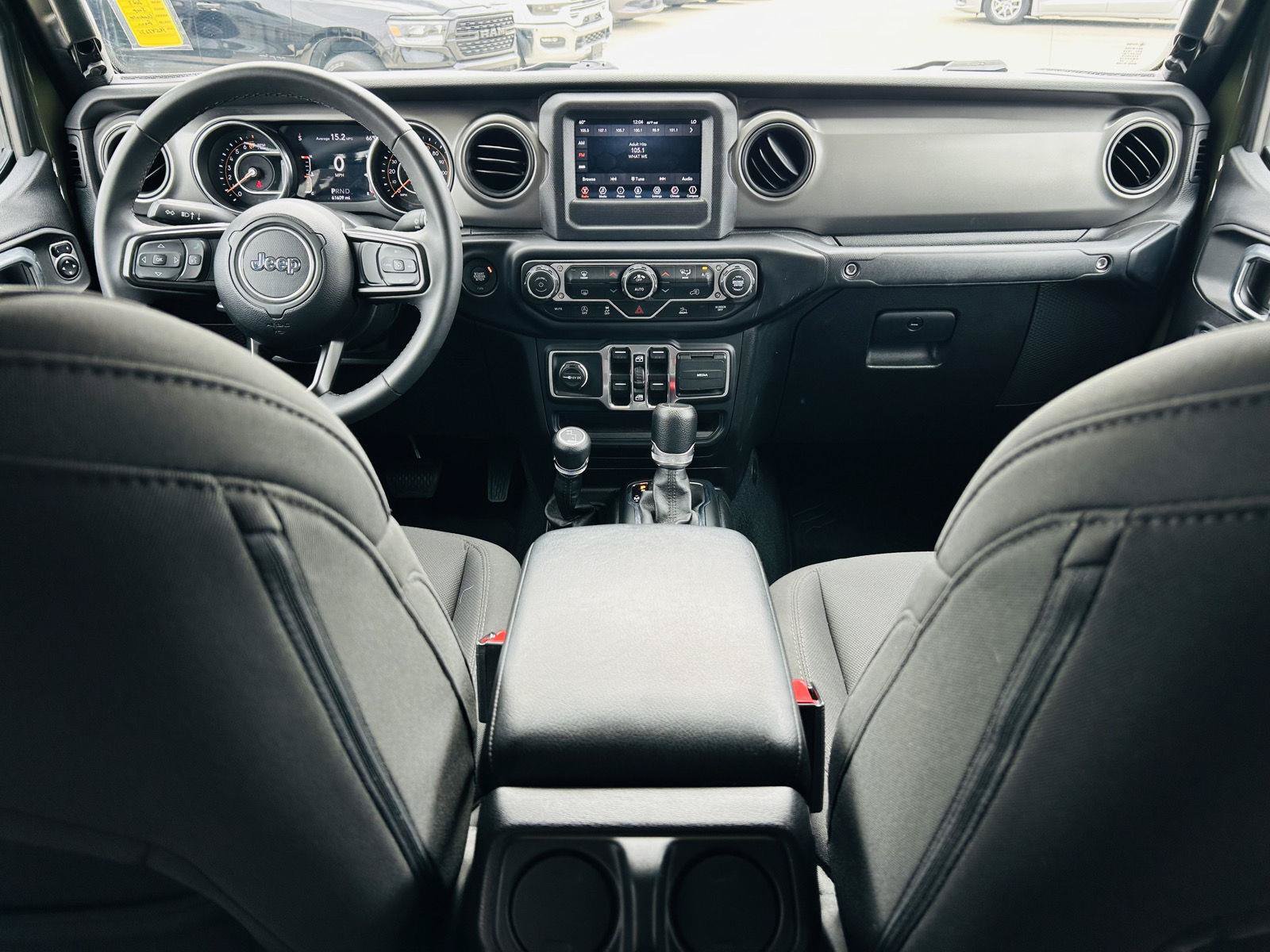 Used 2023 Jeep Gladiator Sport AWD/4WD image 20
