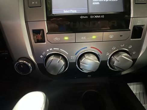 Used 2018 Toyota Tundra SR5 AWD/4WD image 18