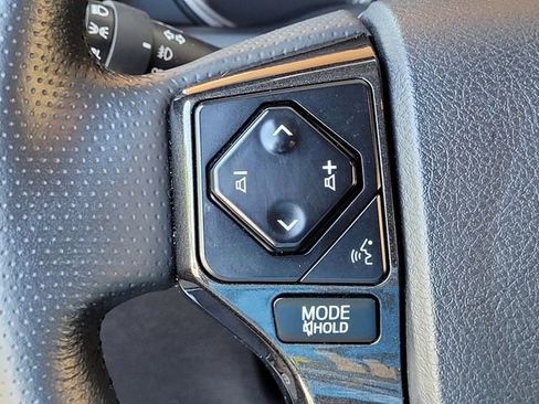 Certified 2024 Toyota 4Runner TRD Off-Road Premium AWD/4WD image 29