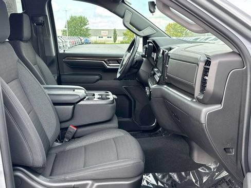 Used 2024 Chevrolet Silverado 1500 LT AWD/4WD image 26