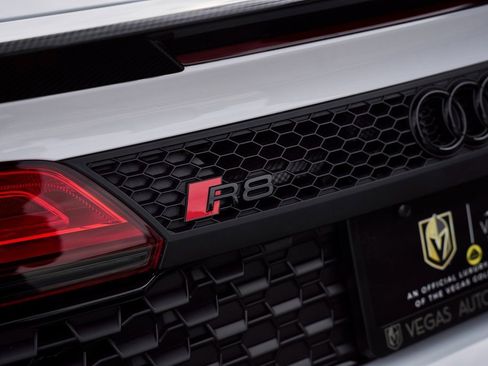 Used 2021 Audi R8 V10 performance image 17