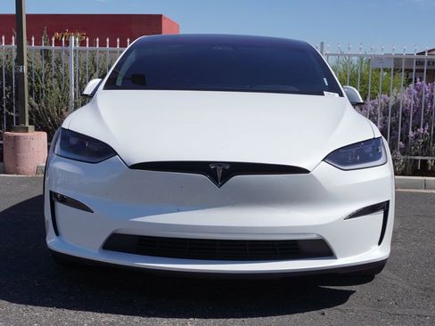 Used 2025 Tesla Model X AWD/4WD image 6