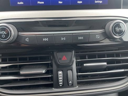 Used 2022 Ford Escape SEL w/ Technology Package image 28